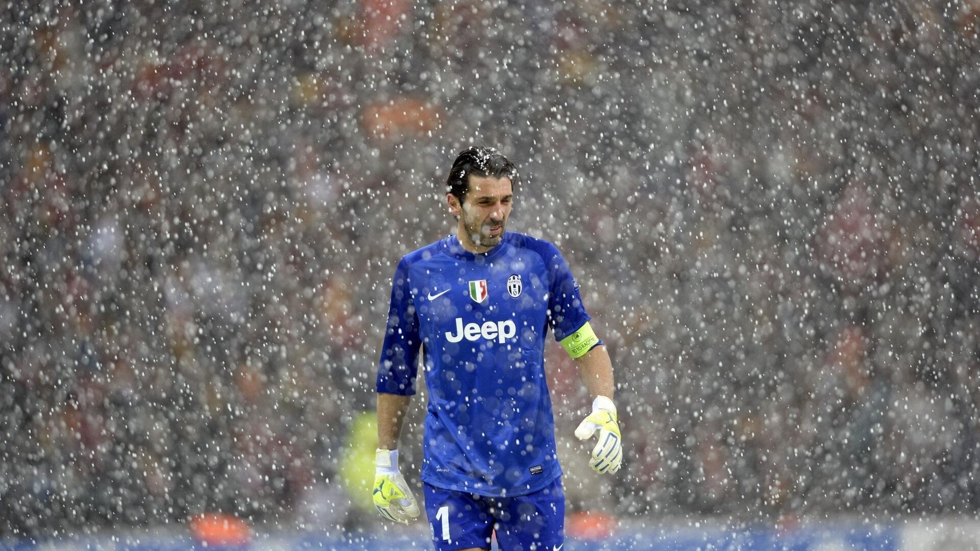 利雅得新月客场强势出击,米特洛维奇、米林科维奇领衔锋线力克哈萨征服