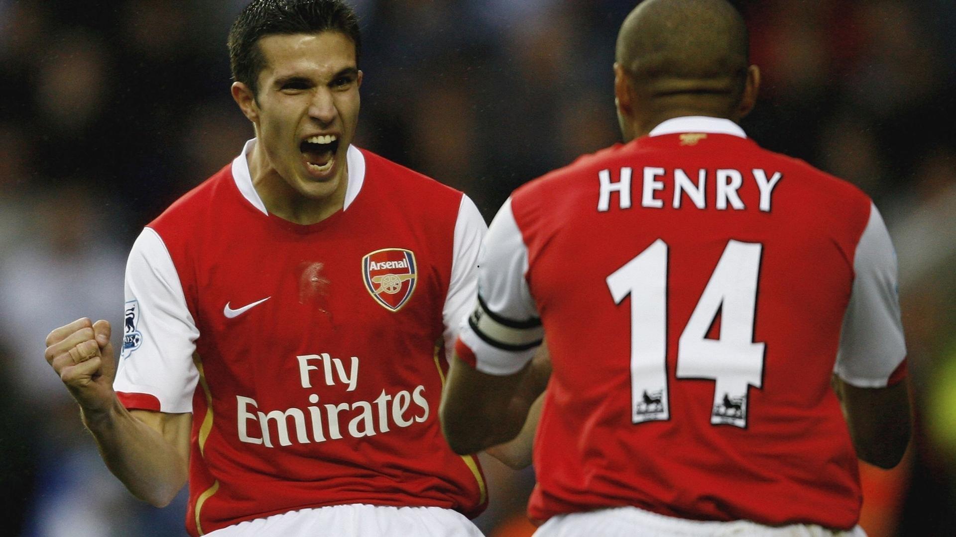 曼联完成今夏第三签！官方宣布25岁喀麦隆前锋姆贝莫加盟，转会费总价达7100万镑